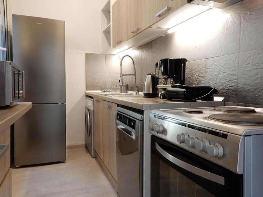 A-07! 2' Walk 2 Acropolis Museum! 2Br-Sunny Terrace! Extra Fees For 2Nd Room Atene Esterno foto