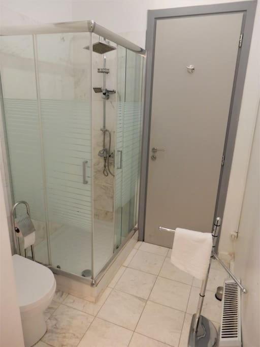 A-07! 2' Walk 2 Acropolis Museum! 2Br-Sunny Terrace! Extra Fees For 2Nd Room Atene Esterno foto
